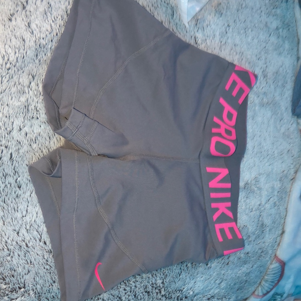 Nike spandex